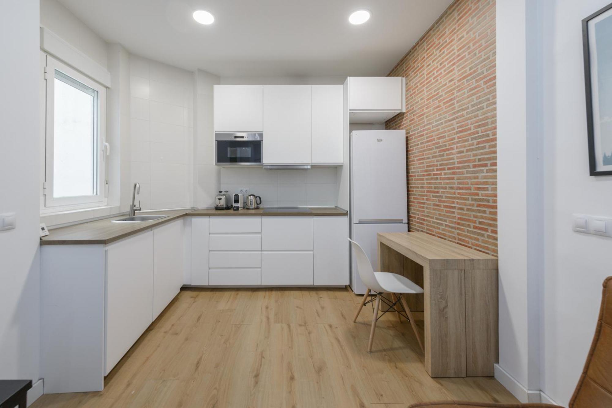 Avila Calle, Precioso Estudio En Santiago Bernabeu-Estrecho En Segundo Piso Sin Ascensor Apartment Мадрид Екстериор снимка