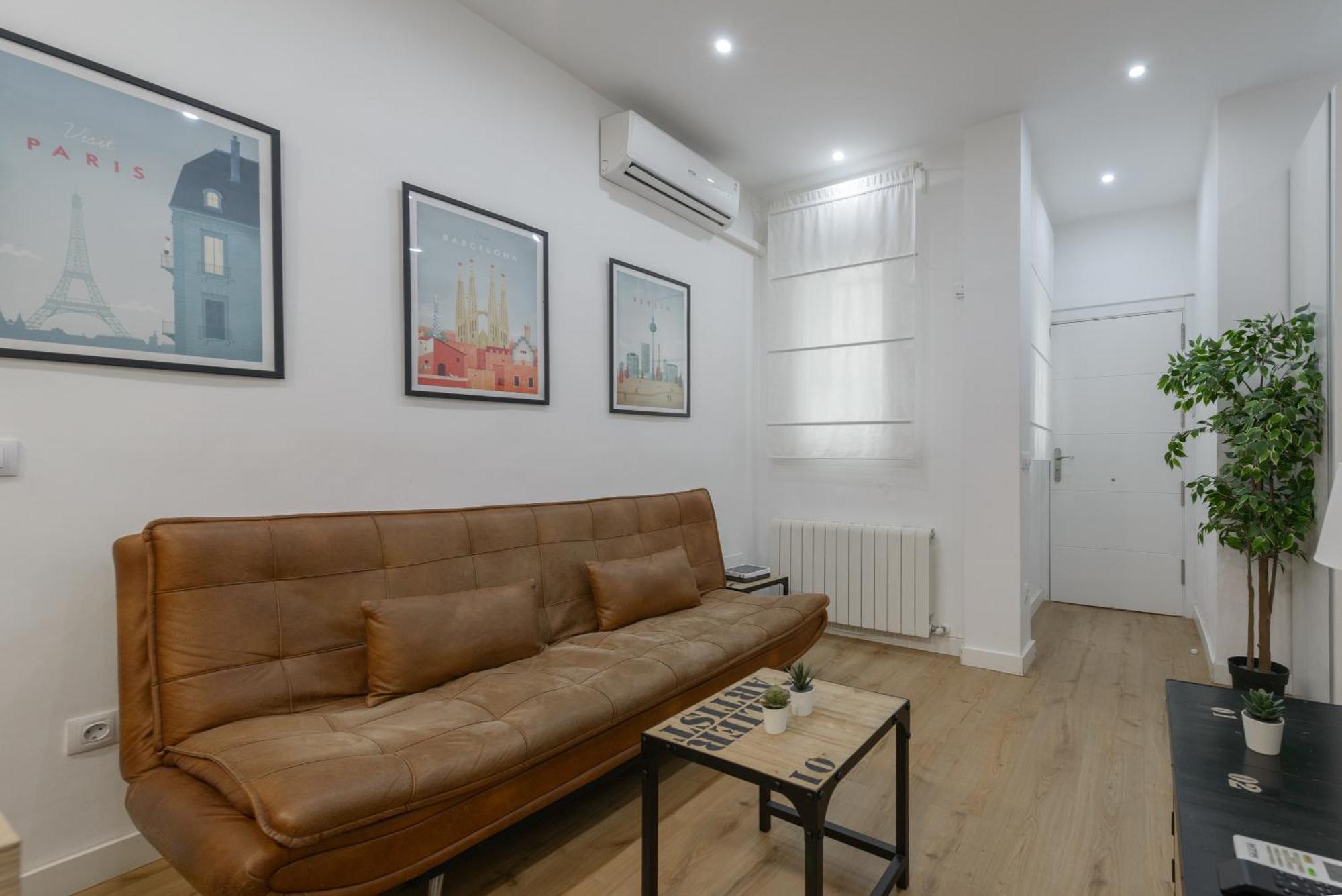 Avila Calle, Precioso Estudio En Santiago Bernabeu-Estrecho En Segundo Piso Sin Ascensor Apartment Мадрид Екстериор снимка