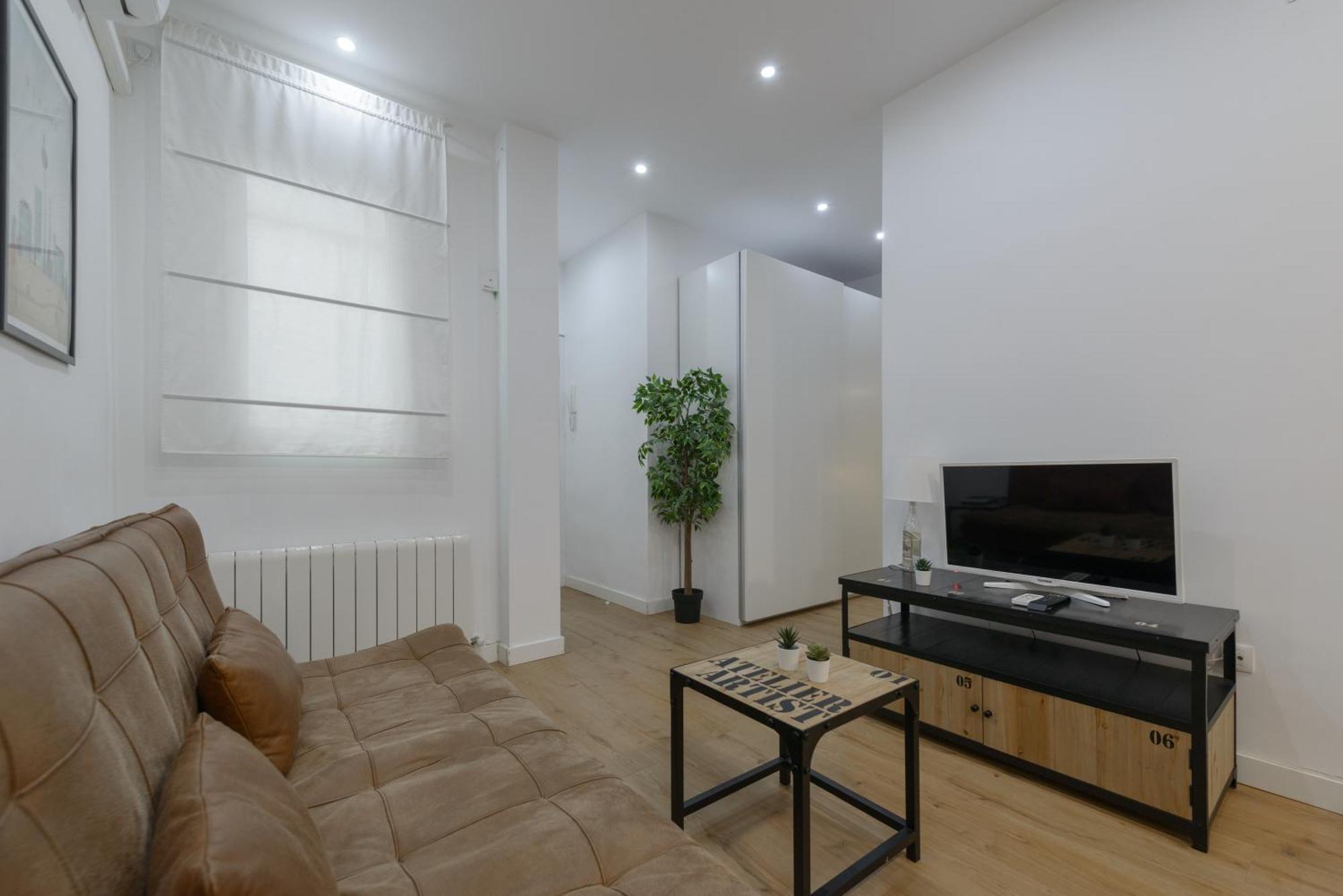 Avila Calle, Precioso Estudio En Santiago Bernabeu-Estrecho En Segundo Piso Sin Ascensor Apartment Мадрид Екстериор снимка